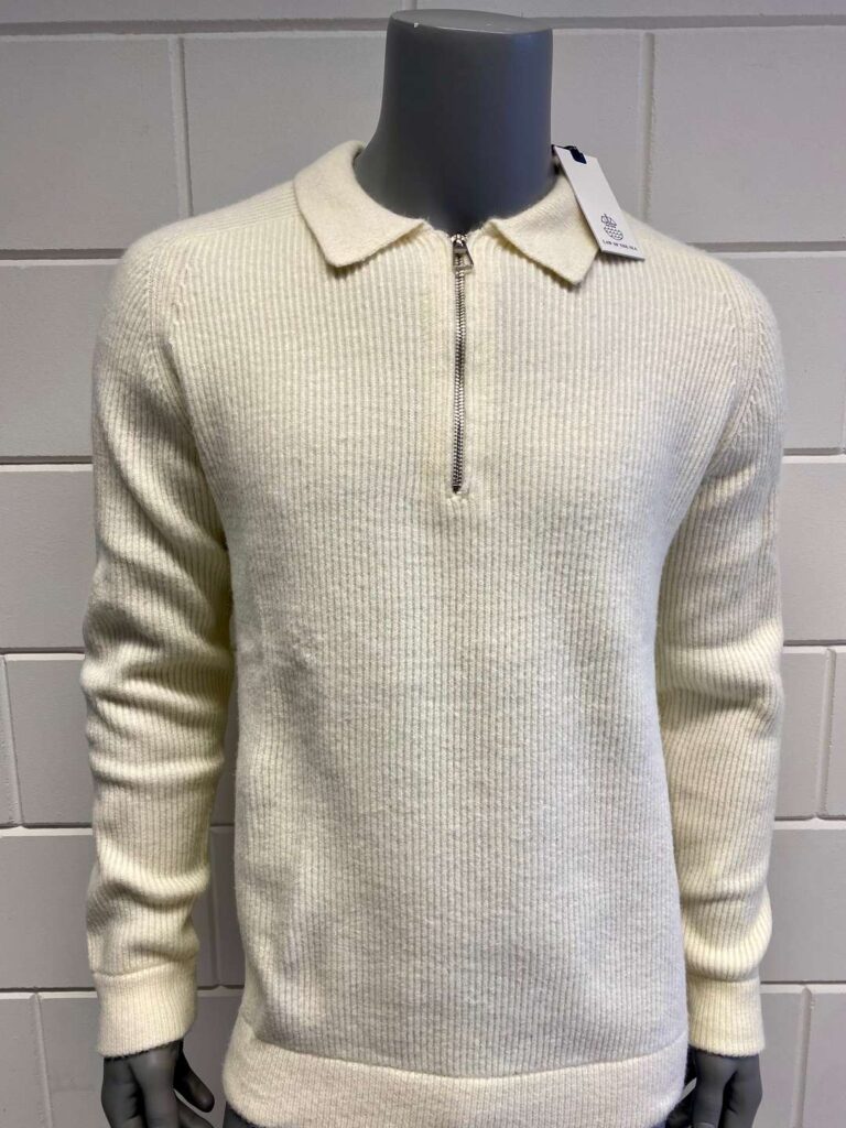 Kledingpartij herenkleding Law Of The Sea - 42 stuks